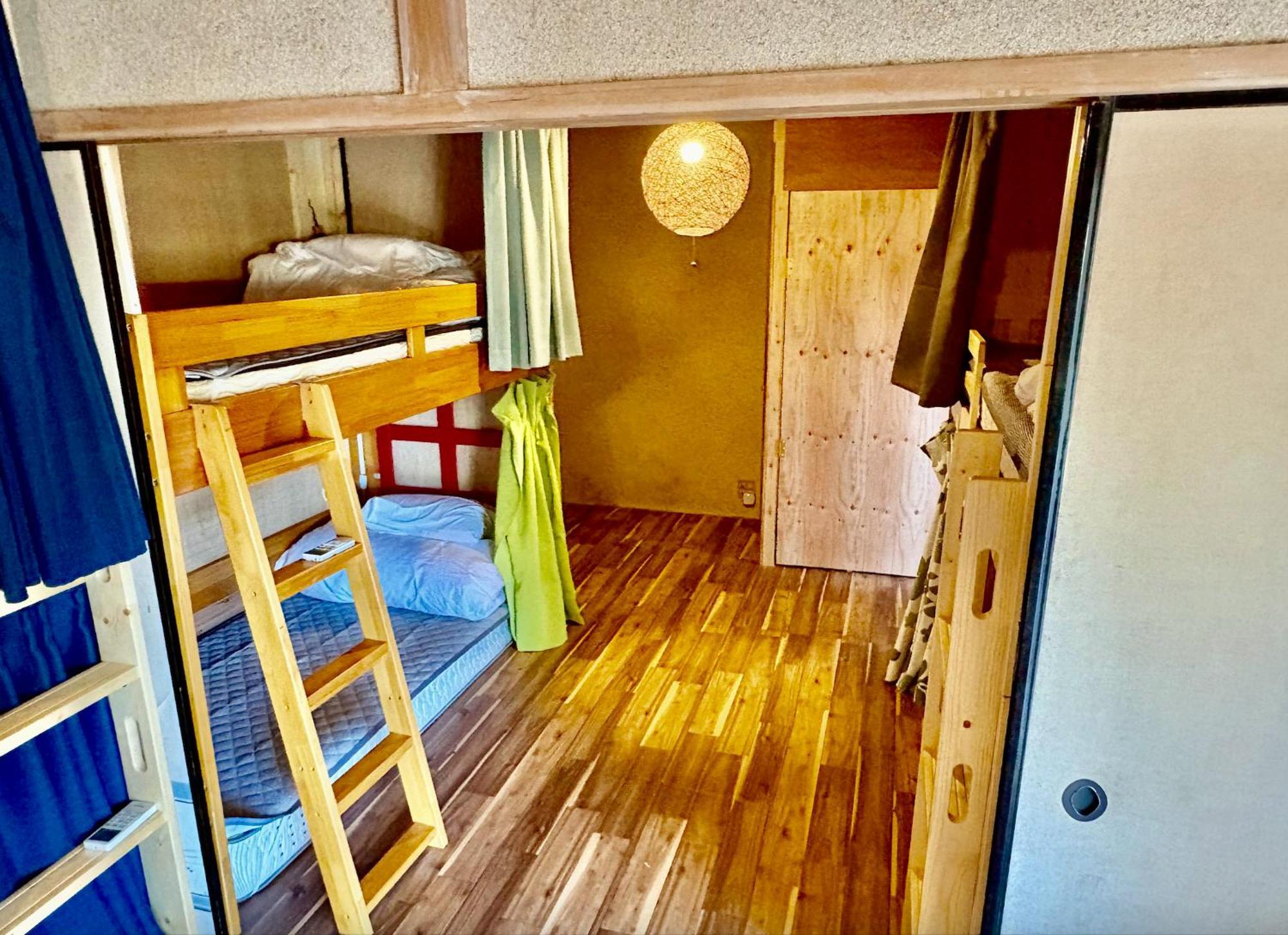 高野山ゲストハウス ラフテル Koyasan Guest House Laugh Tale Hashimoto  Exterior foto